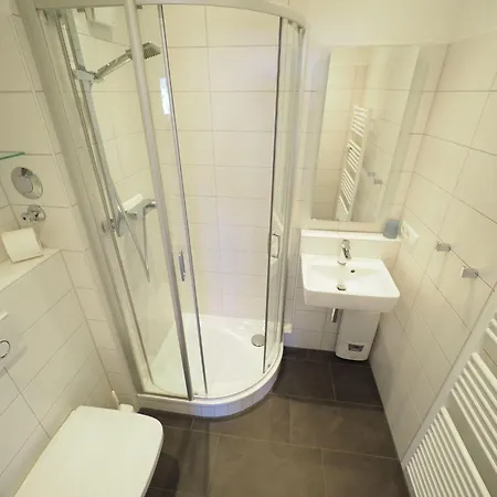 Appartement-206 *
